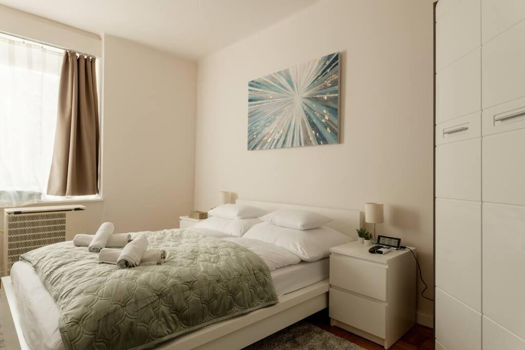 Petofi Family Apartman Debrecen Buitenkant foto